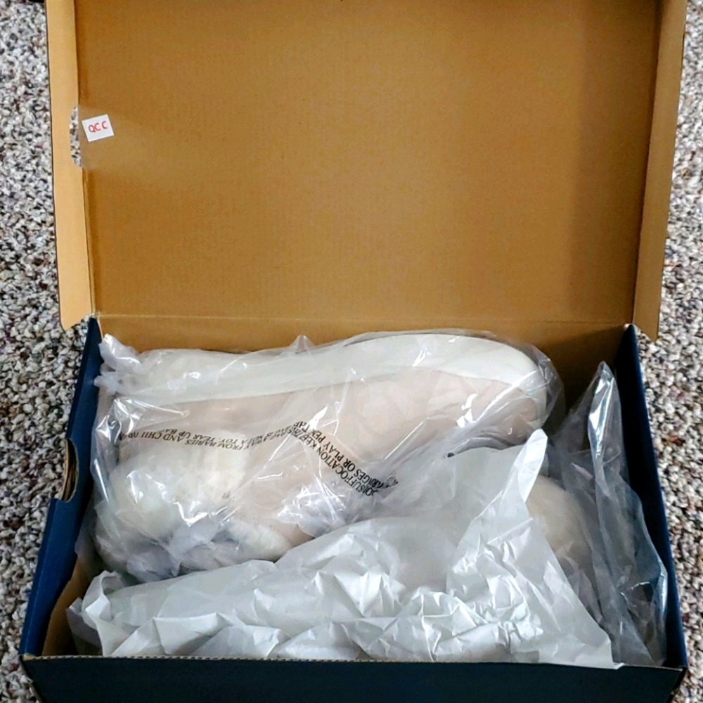 ๐Cole Haan๐Grand pro rally sneaker booties - Picture 8 of 11